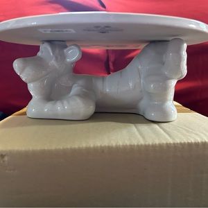 New Disney Ceramic cake stand featuring‎ figural Tigger